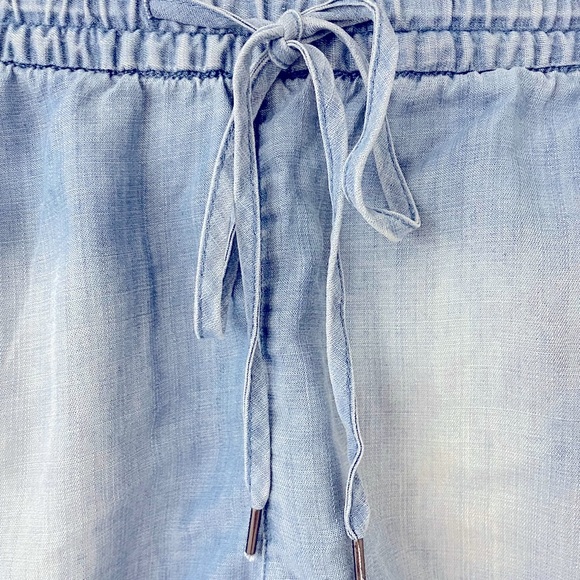 H&M | Chambray Drawstring Shorts | Size 2 - Picture 5 of 8